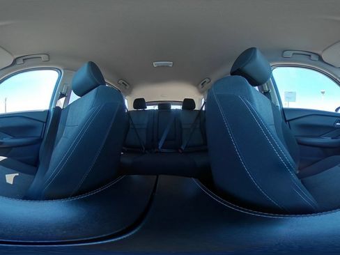 Used 2025 Nissan Rogue SV FWD image 44