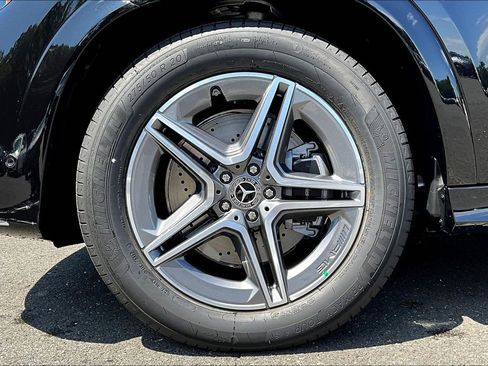New 2025 Mercedes-Benz GLE 580 4MATIC image 12