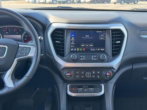 Used 2023 GMC Acadia SLT w/ Elevation Edition image 15