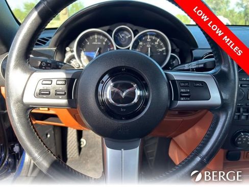 Used 2007 MAZDA MX-5 Miata Grand Touring w/ Premium Pkg image 24