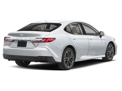 New 2026 Toyota Camry XLE AWD/4WD image 17