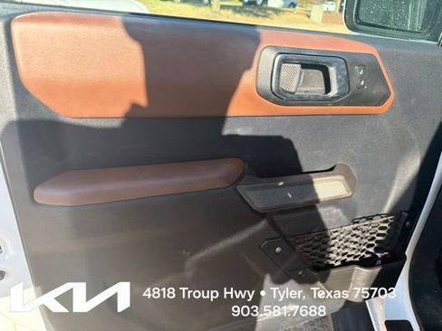 Used 2021 Ford Bronco Outer Banks AWD/4WD image 15
