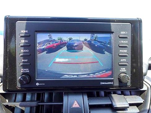 Used 2022 Toyota RAV4 XLE FWD image 19