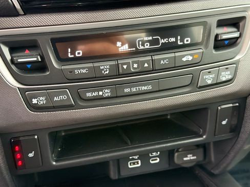 Used 2025 Honda Ridgeline RTL image 32