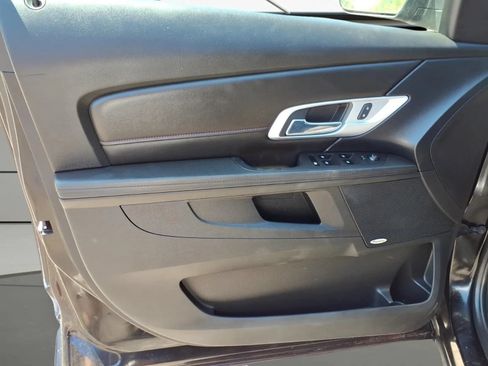 Used 2017 GMC Terrain SLE w/ Driver Alert Package I AWD/4WD image 13
