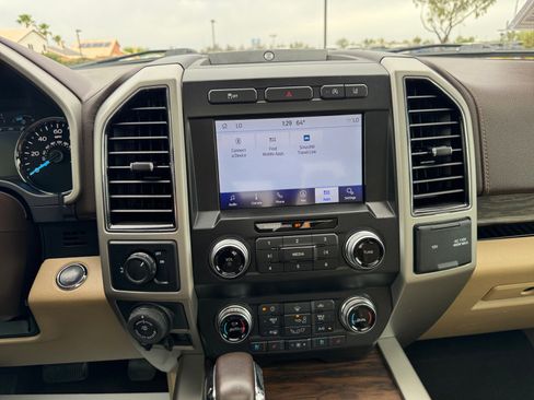 Used 2020 Ford F150 Lariat w/ Equipment Group 502A Luxury image 12