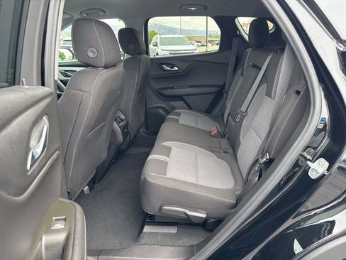 Used 2025 Chevrolet Blazer LT AWD/4WD image 12