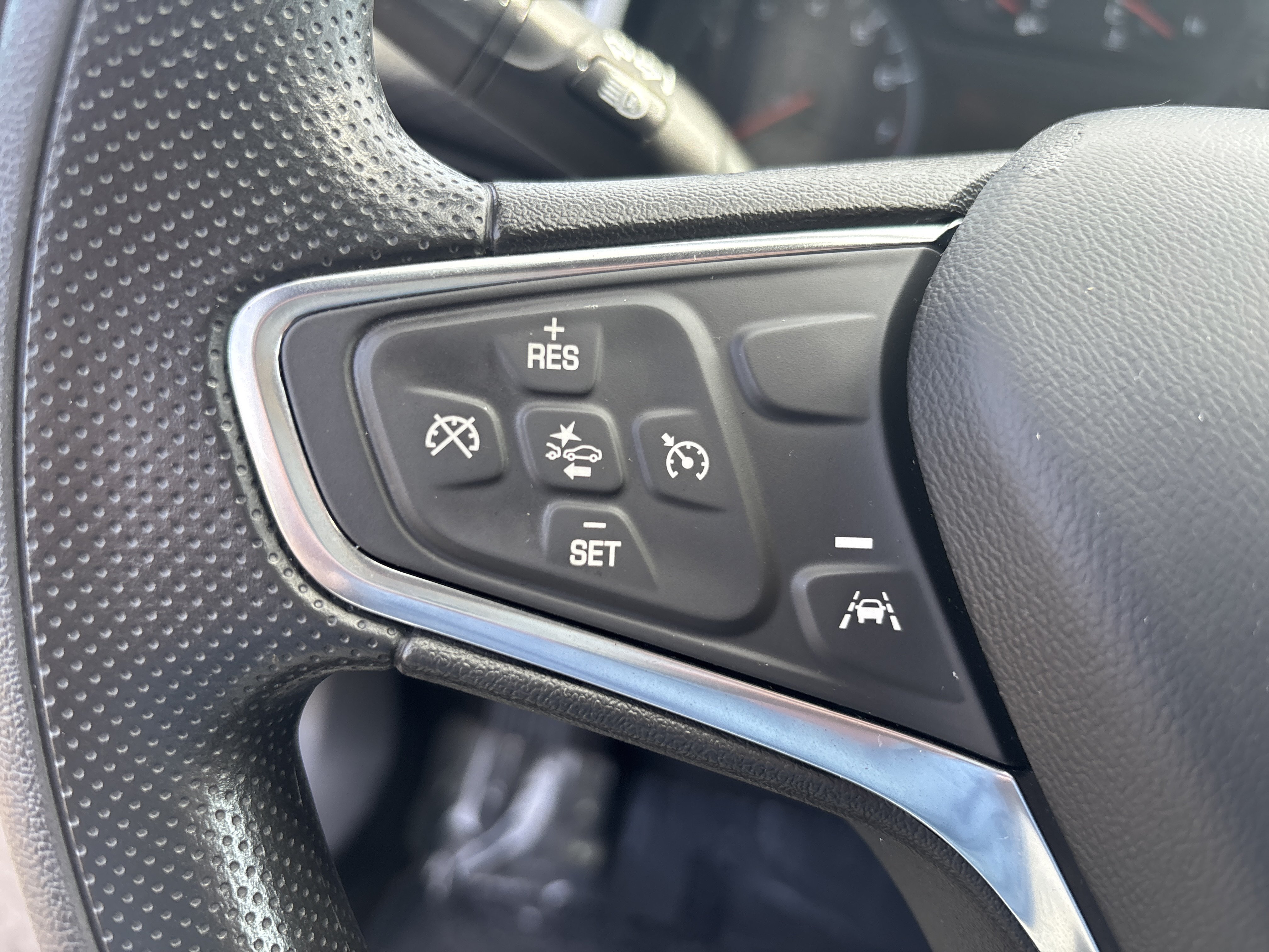 Used 2023 Chevrolet Malibu LT w/ Driver Confidence Package FWD image 19