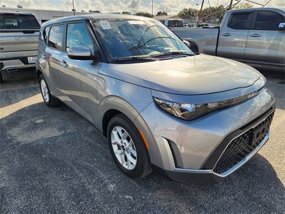 Used 2024 Kia Soul LX w/ Option Group 015