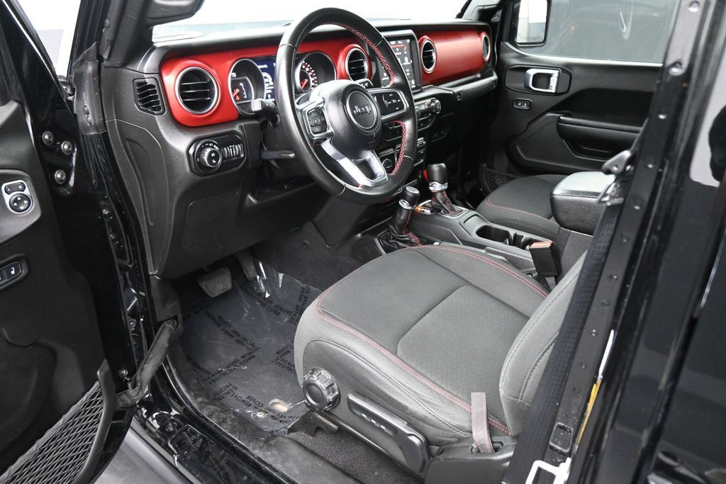 Used 2022 Jeep Gladiator Rubicon w/ Trailer Tow Package AWD/4WD image 2