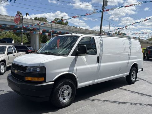 Used 2021 Chevrolet Express 2500 Extended w/ Driver Convenience Package RWD image 5