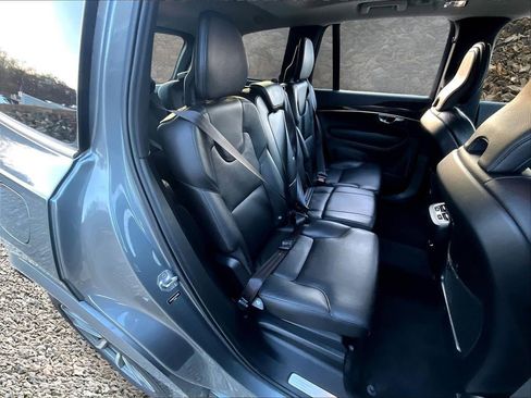 Used 2019 Volvo XC90 T6 Momentum w/ Advanced Package image 24