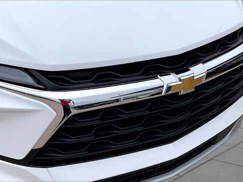 Used 2023 Chevrolet Blazer LT FWD image 27