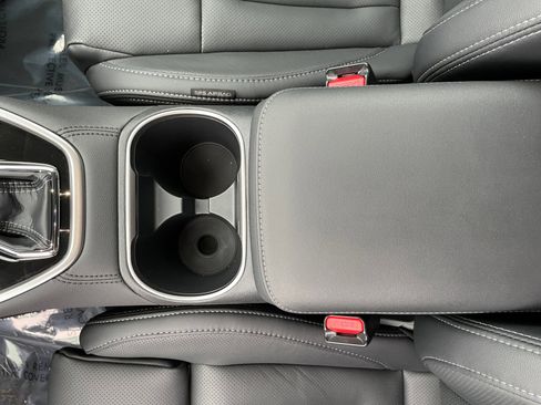 Used 2025 Subaru Outback Touring XT image 28