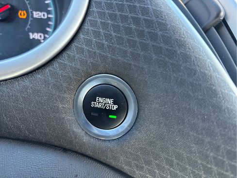 Used 2022 Chevrolet Malibu LT image 26