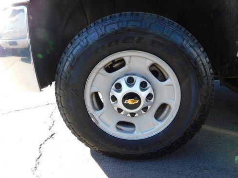 Used 2018 Chevrolet Silverado 2500 W/T w/ WT Fleet Convenience Package image 9