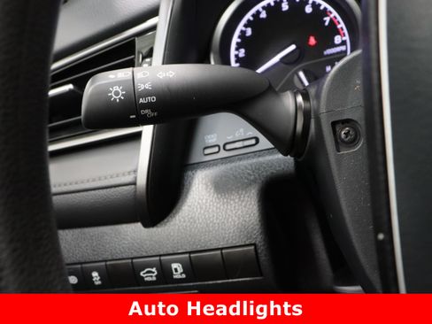 Used 2024 Toyota Camry LE image 23