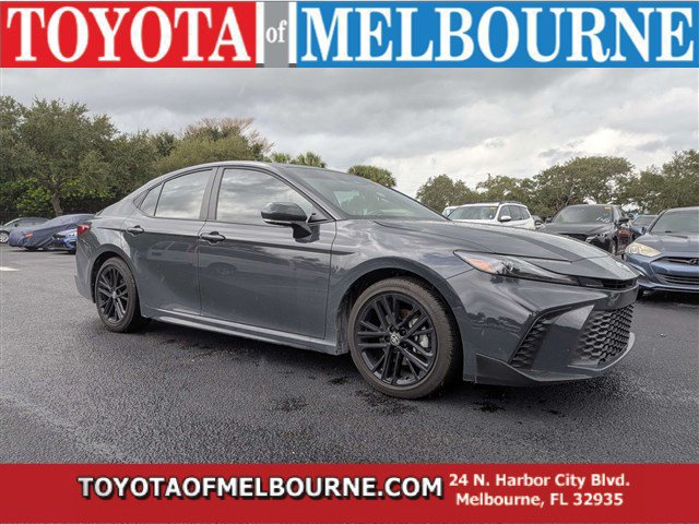 Used 2026 Toyota Camry SE w/ Convenience Package FWD image 1