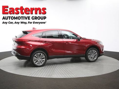 Used 2024 Toyota Venza LE AWD/4WD image 44