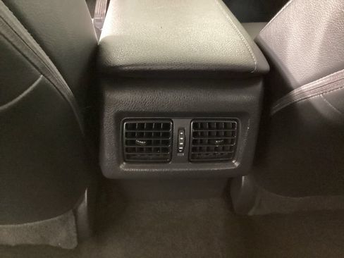 Used 2023 Toyota Camry XSE FWD image 34