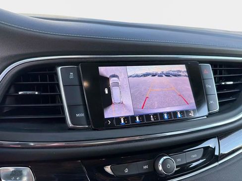 Used 2020 Buick Enclave Avenir w/ Avenir Technology Package FWD image 24