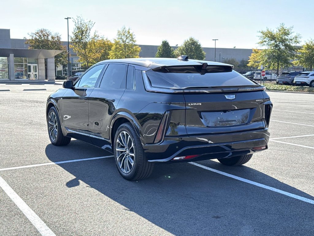 Used 2024 Cadillac Lyriq Sport w/ LPO, Floor Liner Package AWD/4WD image 21