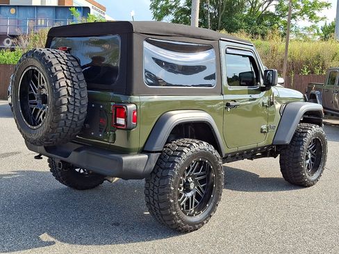 Used 2023 Jeep Wrangler Sport AWD/4WD image 6