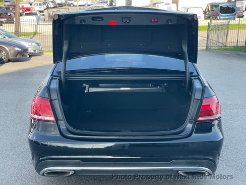 Used 2014 Mercedes-Benz E 350 Sedan image 28