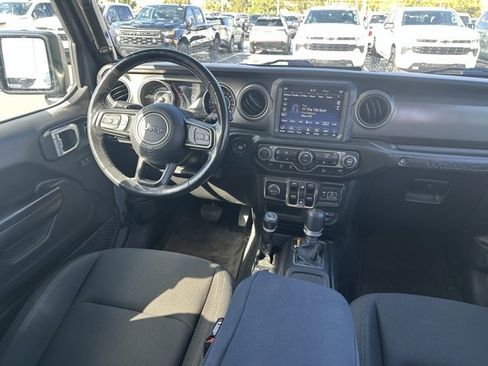 Used 2021 Jeep Wrangler Unlimited Sport S image 24