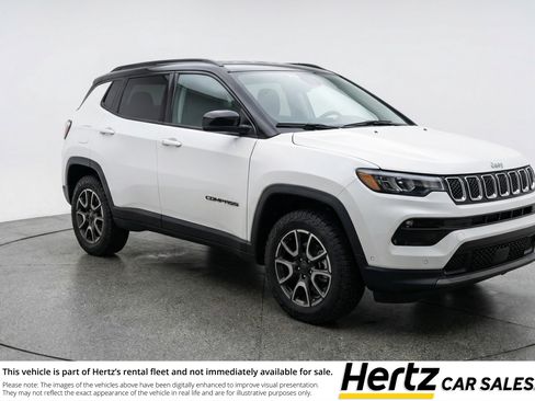 Used 2025 Jeep Compass Trailhawk AWD/4WD image 1