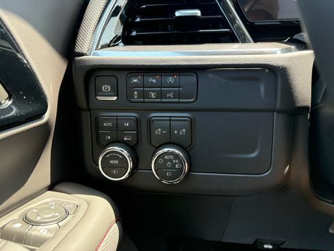 New 2026 Chevrolet Tahoe RST w/ RST Capability Package AWD/4WD image 21