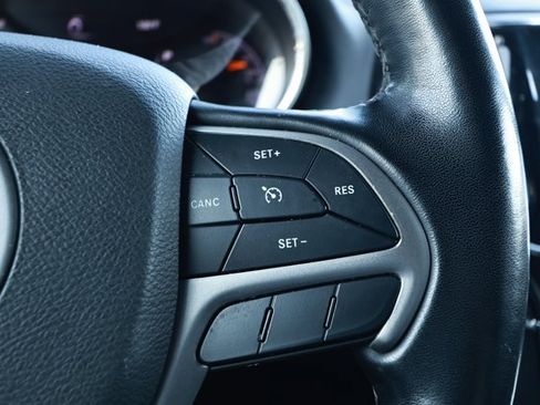 Used 2022 Jeep Grand Cherokee Limited AWD/4WD image 14