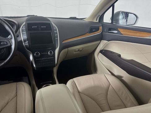 Used 2017 Lincoln MKC Select w/ Select Plus Package image 27
