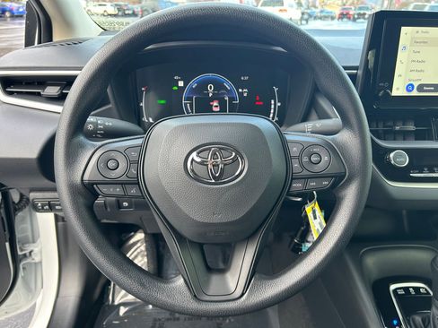 Used 2026 Toyota Corolla LE image 13