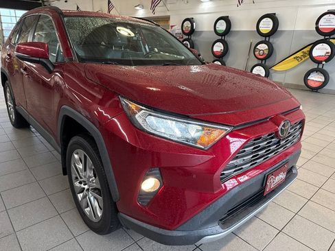 Used 2021 Toyota RAV4 Limited AWD/4WD image 7