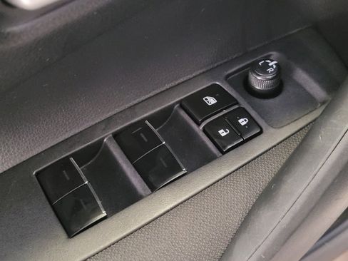 Used 2021 Toyota Corolla LE image 27