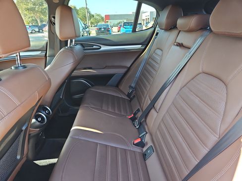 Used 2021 Alfa Romeo Stelvio Ti Sport image 8