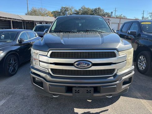 Used 2018 Ford F150 Platinum w/ Equipment Group 701A Luxury image 2