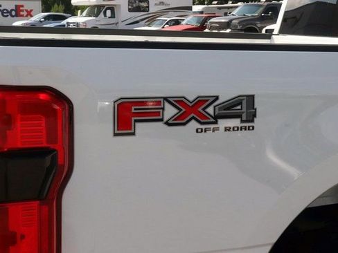 New 2025 Ford F250 Lariat w/ Lariat Ultimate Package AWD/4WD image 9