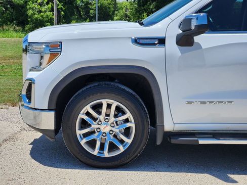 Used 2020 GMC Sierra 1500 SLT RWD image 8