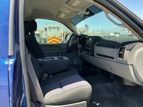 Used 2013 Chevrolet Silverado 1500 W/T RWD image 12
