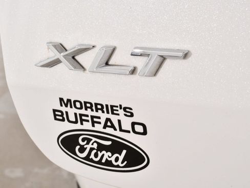 Used 2023 Ford Explorer XLT w/ Equipment Group 202A AWD/4WD image 23