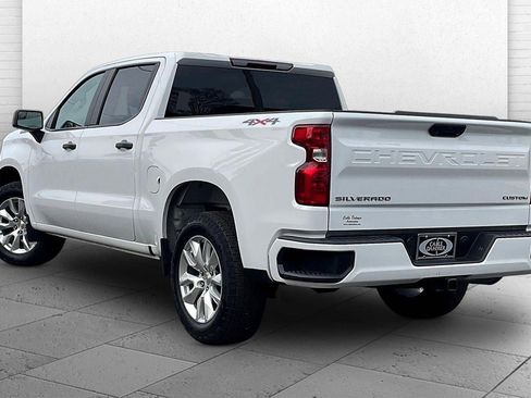 Used 2023 Chevrolet Silverado 1500 Custom image 11