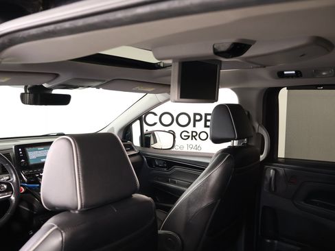 Used 2024 Honda Odyssey Elite image 16