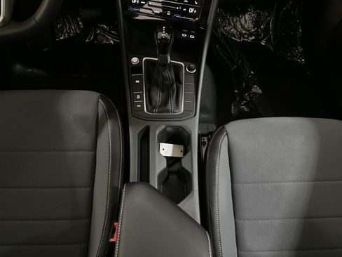 New 2026 Volkswagen Jetta SE FWD image 33
