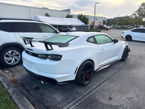 Used 2021 Chevrolet Camaro ZL1 RWD image 2