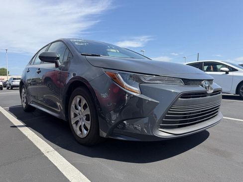 Used 2026 Toyota Corolla LE FWD image 13