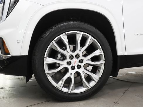 Used 2025 GMC Acadia Denali w/ Super Cruise Package AWD/4WD image 30