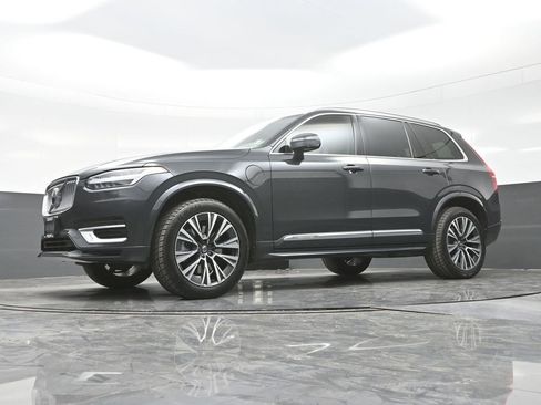 Used 2021 Volvo XC90 T8 Inscription Expression w/ Protection Package Premier image 17