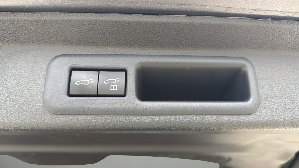 Used 2025 Toyota Sequoia TRD Pro AWD/4WD image 12
